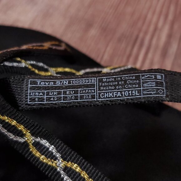 Teva Womens Size 6 Mush Mandalyn Ola 2 Black Gold Silver Wedge Sandals - Picture 14 of 14